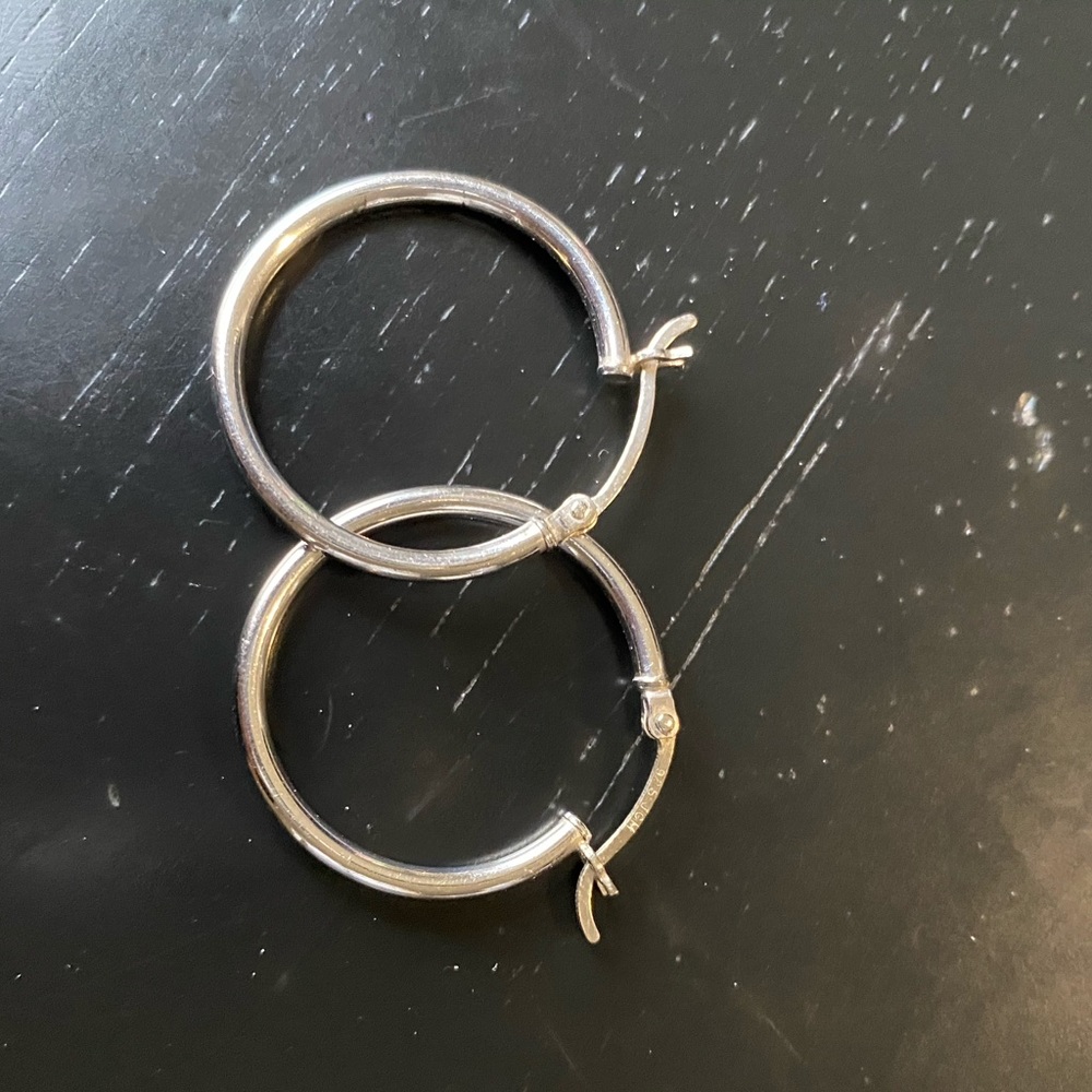 Small Silver Hoops